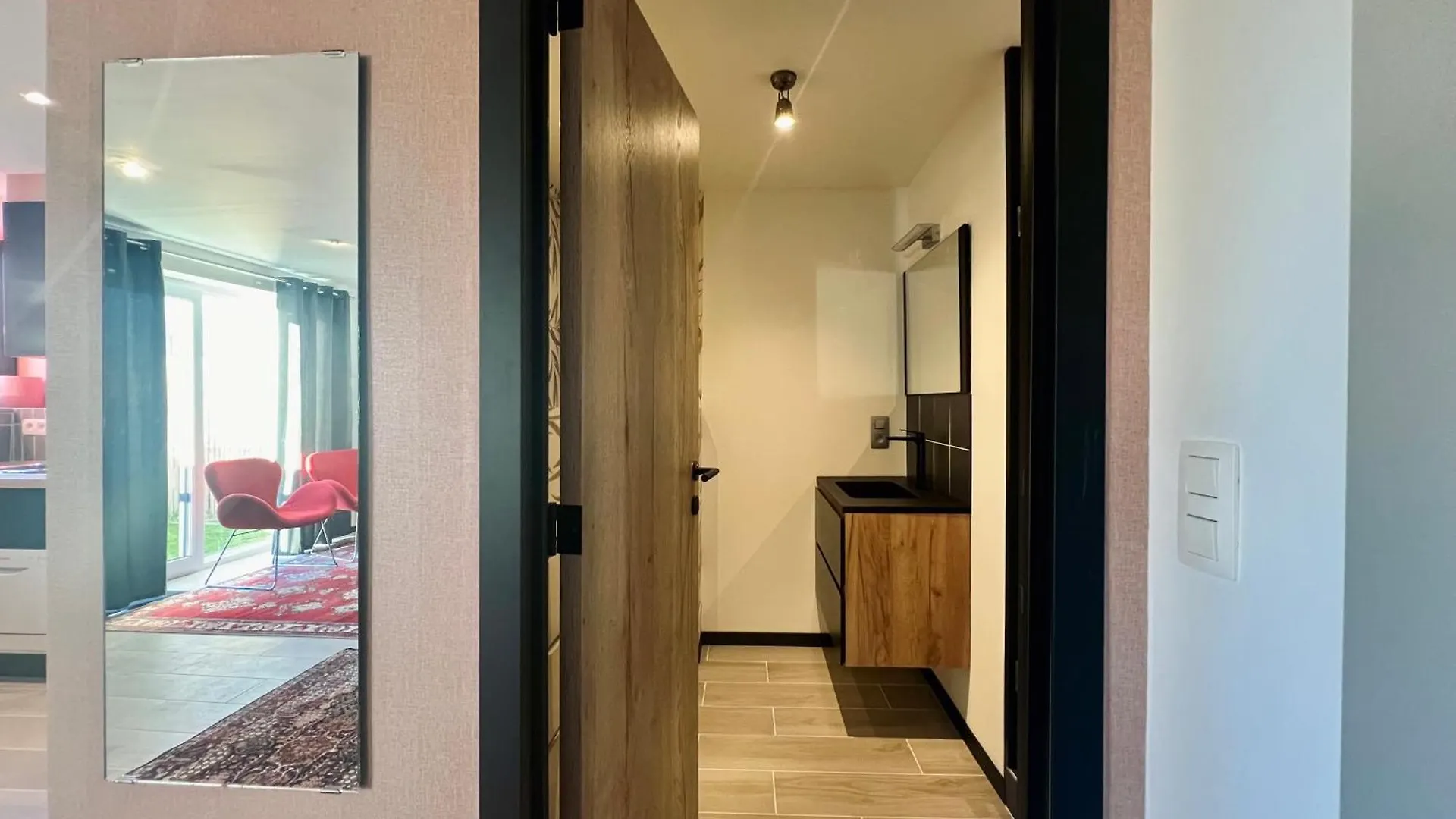 Apartment Reve Perdu / Studio Dj Bruges Belgium